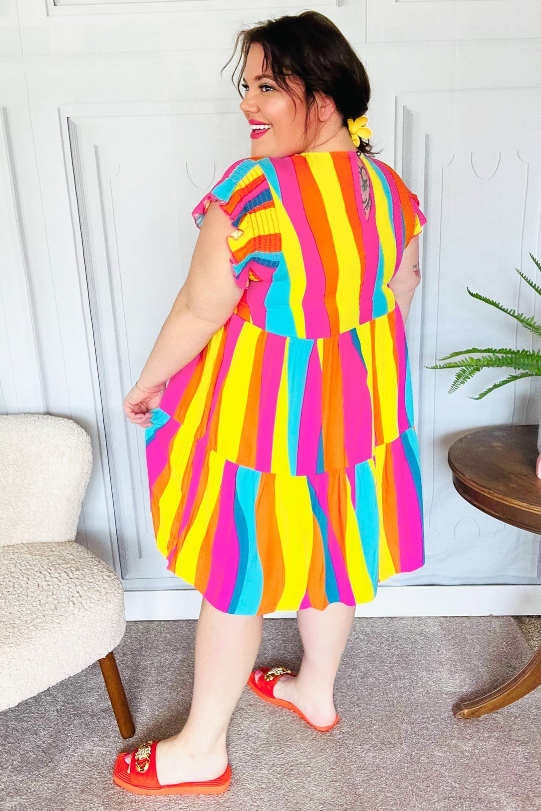 Stepping Out Multicolor Abstract-Print Dress