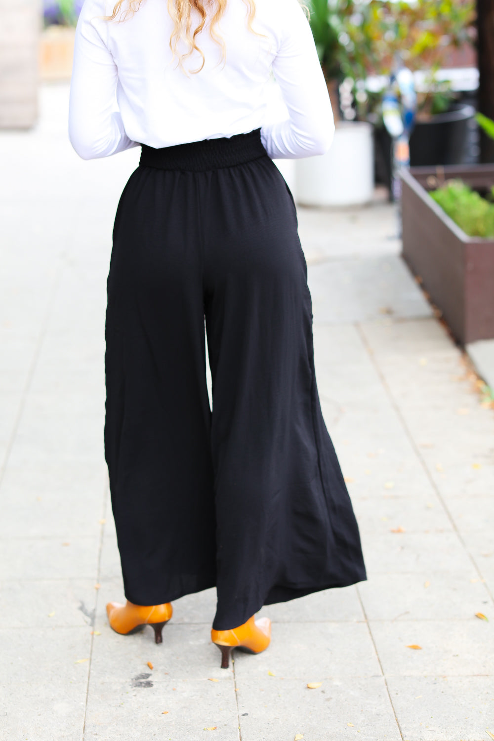 Out And About - Palazzo Pants - Black