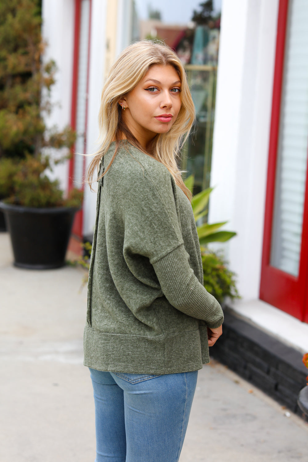 [FINAL SALE] Making Moves Cozy Dolman Sweater Top - Olive