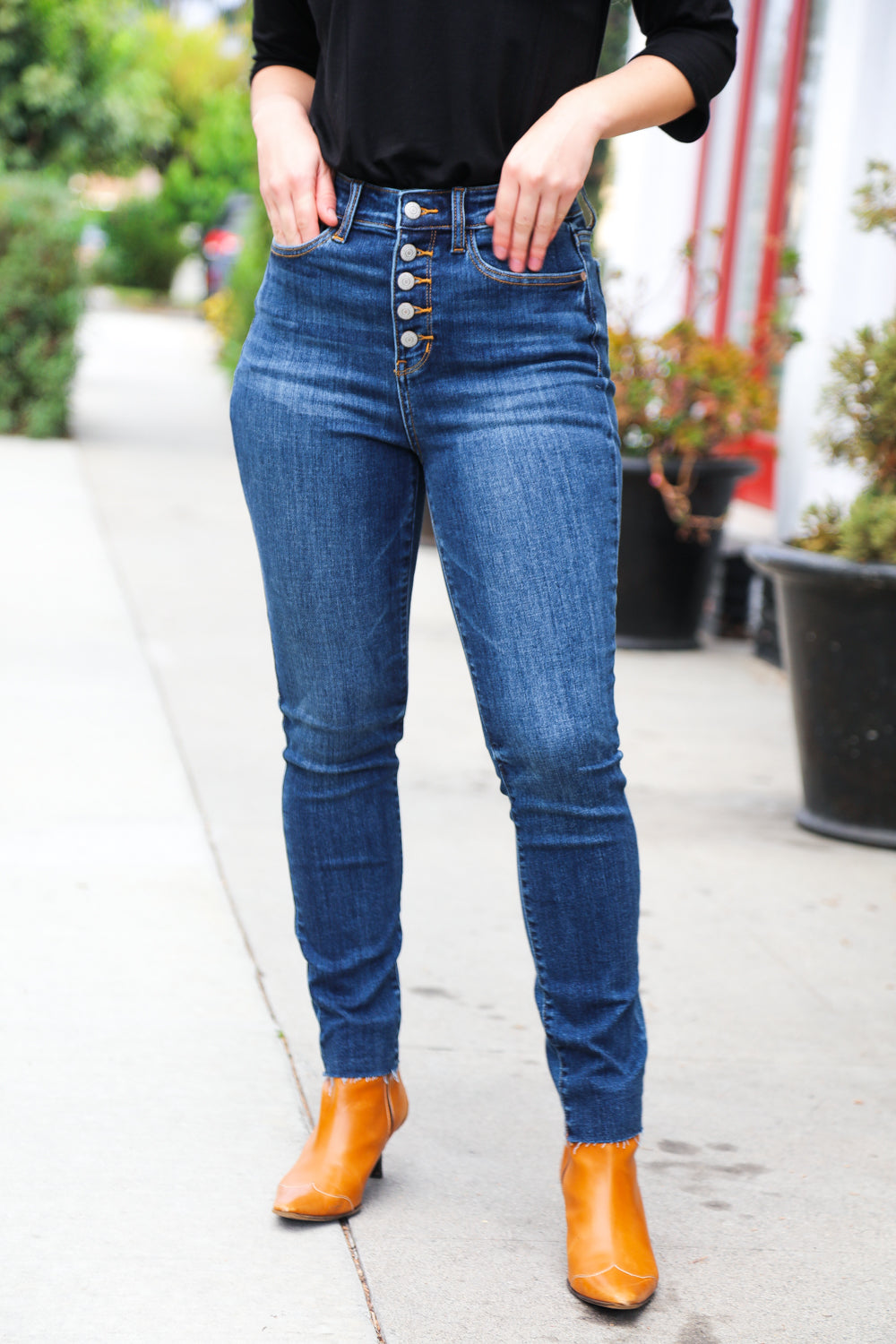 Denim Comfort High-Rise Skinny-Fit Button-Fly Jeans