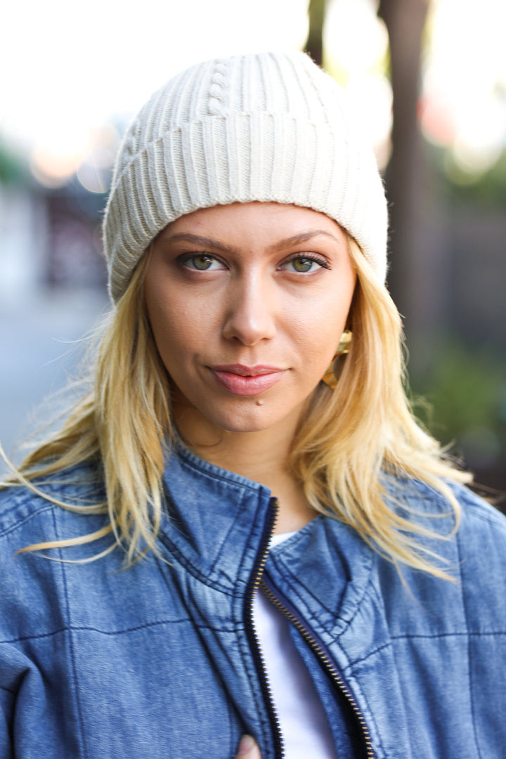 All About Classics - Cable-Knit Beanie - Oatmeal