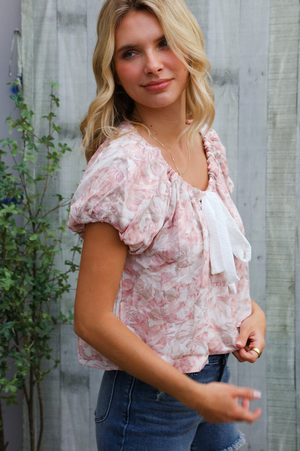 Feeling Femme' Blush Scoop Neck Bubble Sleeve Floral Top w/Bow    Joy & Country