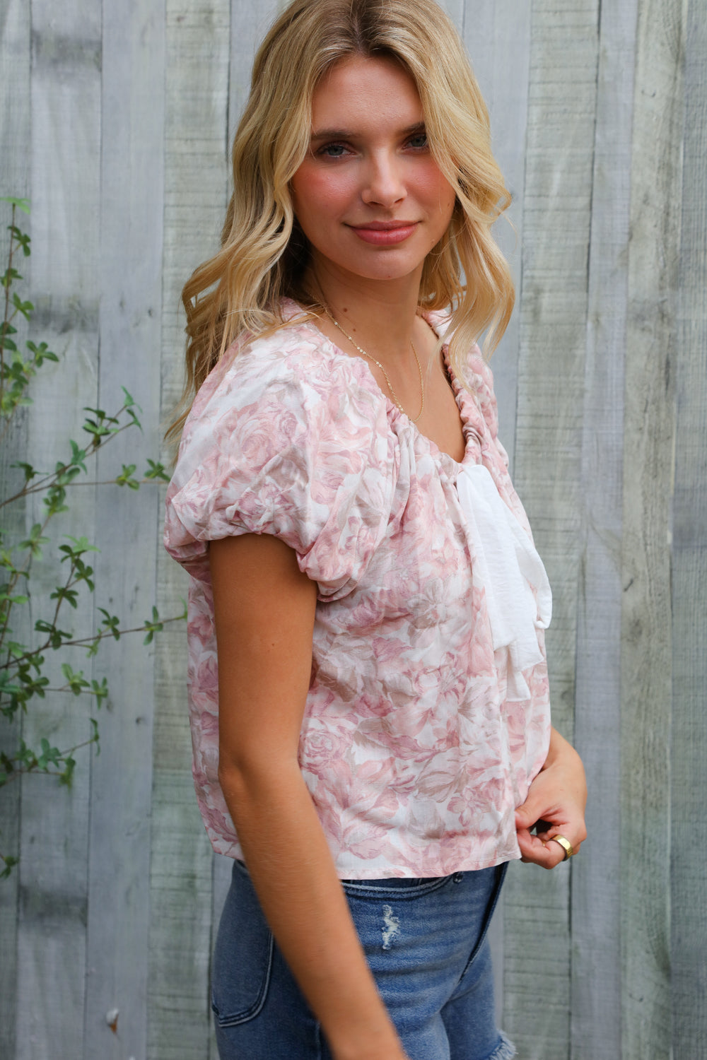 Feeling Femme' Blush Scoop Neck Bubble Sleeve Floral Top w/Bow    Joy & Country