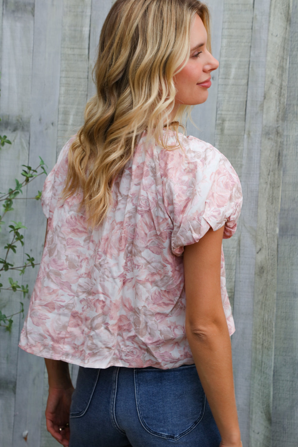 Feeling Femme' Blush Scoop Neck Bubble Sleeve Floral Top w/Bow    Joy & Country