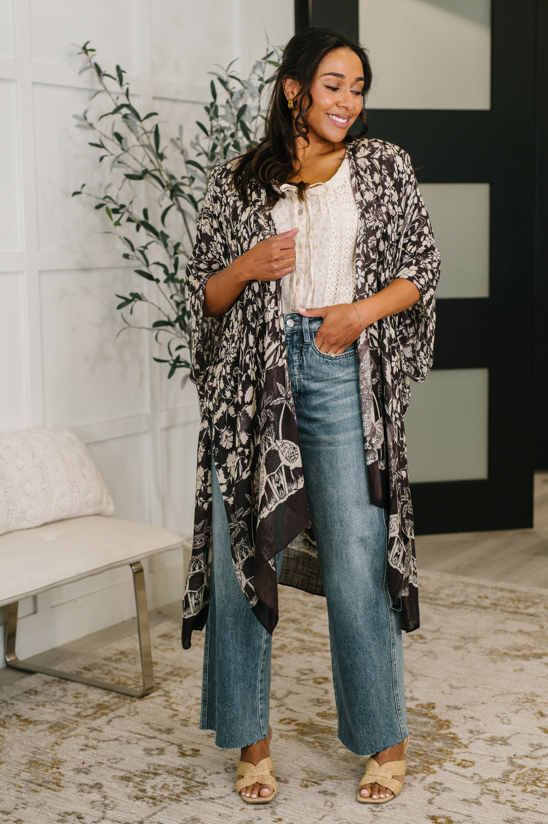Bella Vida Open Front Floral Print Kimono   Womens Joy & Country