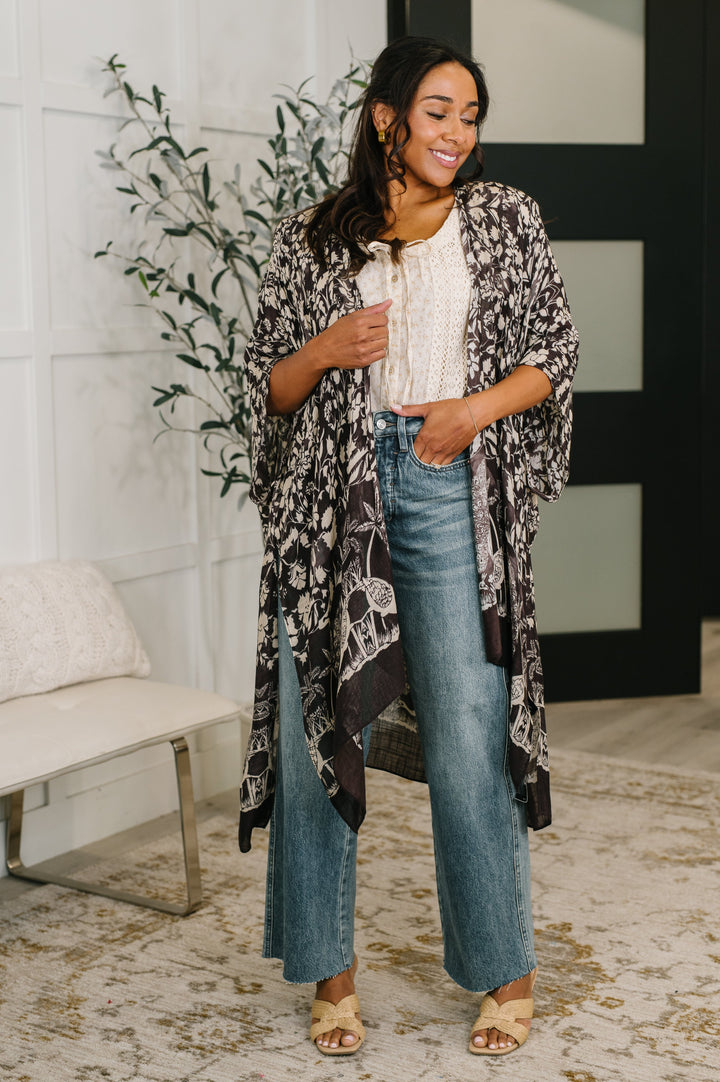 Bella Vida Open Front Floral Print Kimono   Womens Joy & Country