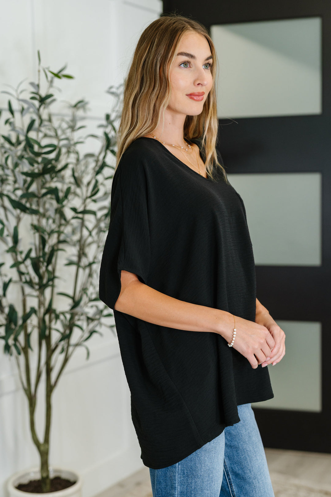 Coastal Ease V-Neck Top in Black   Womens Joy & Country