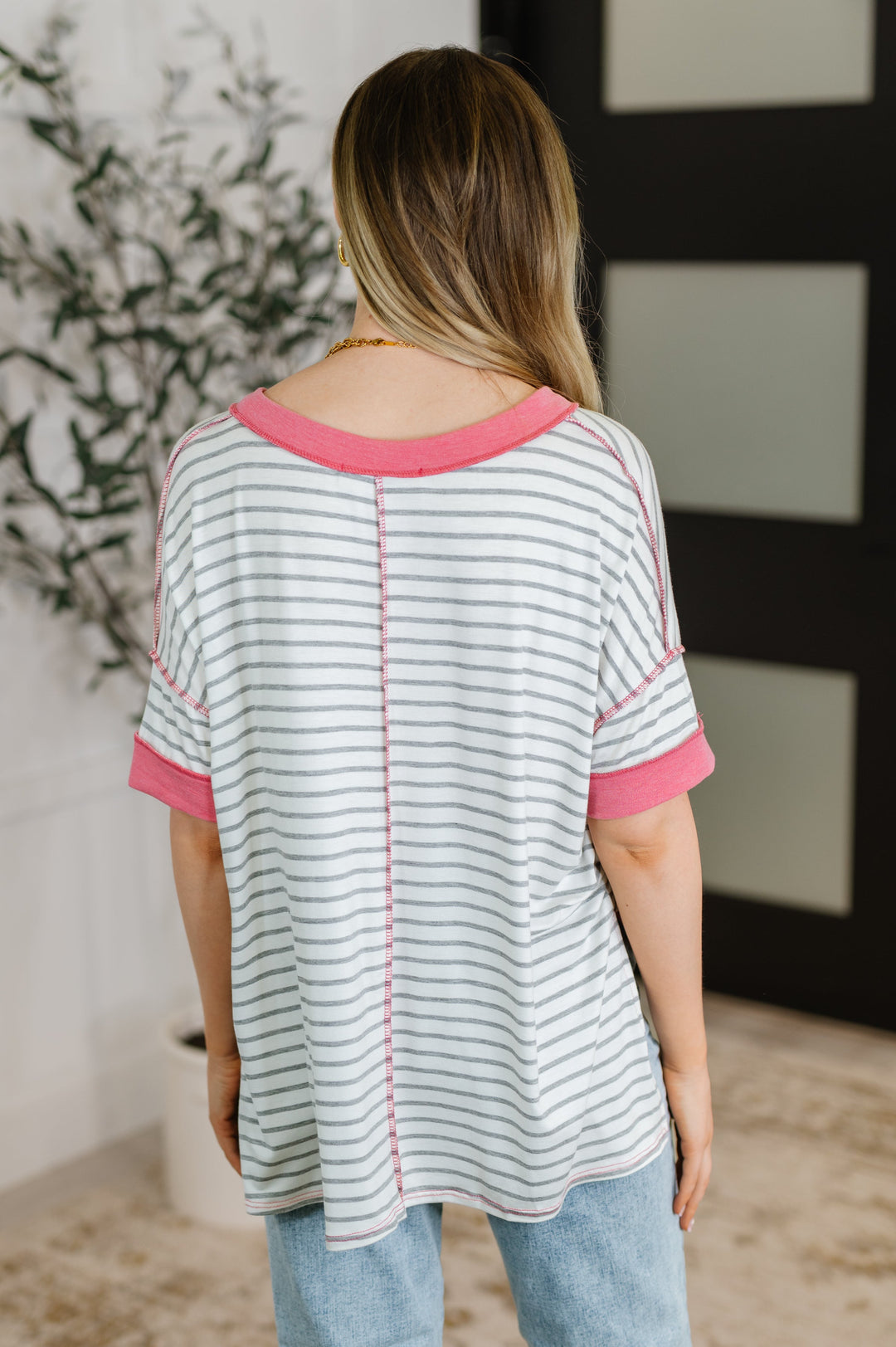 Dressed to Chill V-Neck Top in Heather/Grey/Ivory/Pink   Womens Joy & Country