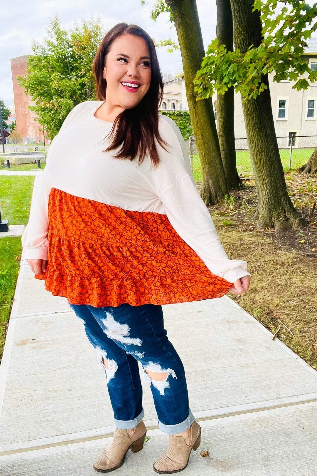 Star Struck Vintage Floral Oatmeal Tiered Babydoll Twofer Top   2024 Blow-Out Sale Joy & Country