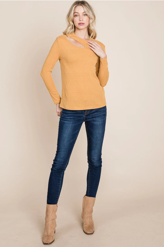 Hits The Spot - Ribbed Keyhole Top