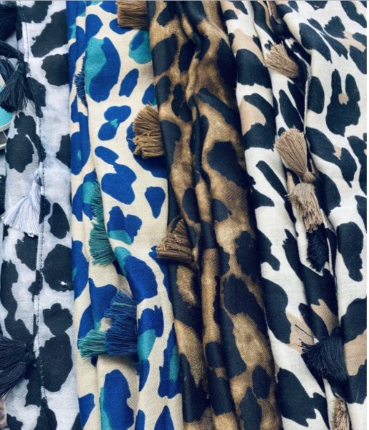 Year-Round Fashion Oversized Leopard Tassel Scarf